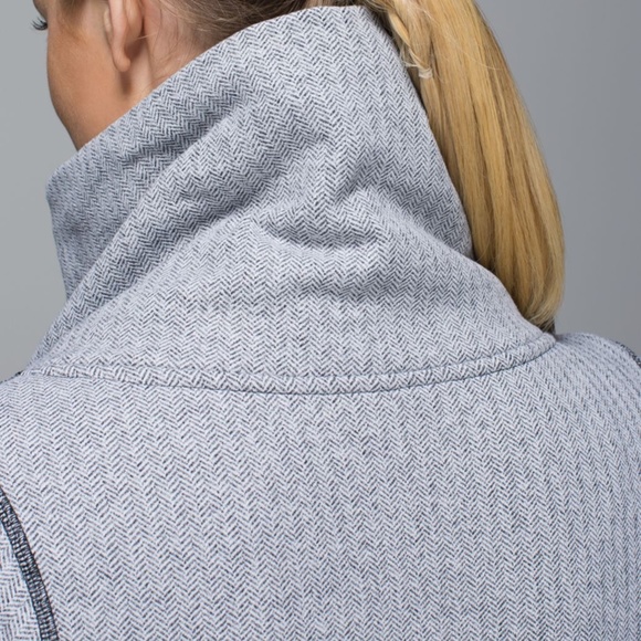 Lululemon Be Present Jacket - Picture 7 of 16